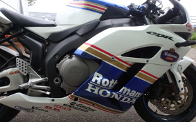 HONDA CBR1000RR 2004 SC57