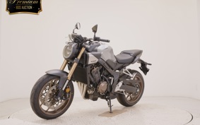 HONDA CB650R E-Clutch 2026 RH17