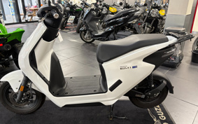 HONDA EM1 e: EF16