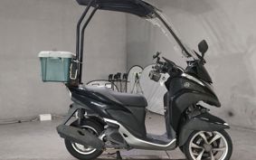 YAMAHA TRICITY 125 SE82J