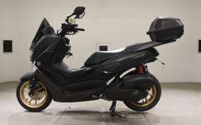 YAMAHA N-MAX 155 A 2015 SG50J
