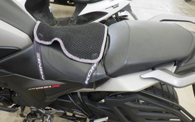 HONDA CB200X