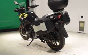 SUZUKI Vｽﾄﾛｰﾑ250A 2021