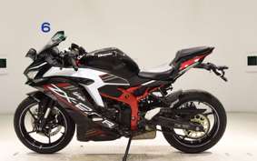 KAWASAKI ZX-25R ZX250E