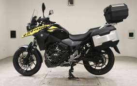 SUZUKI Vｽﾄﾛｰﾑ250A