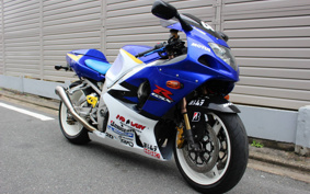 SUZUKI GSX-R1000 2001 GT74A