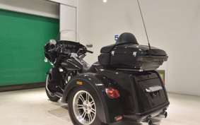HARLEY FLHTCUTG TRIKE 2016