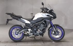 YAMAHA MT-09 RN36J