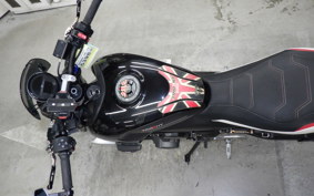 TRIUMPH TRIDENT 660 2021