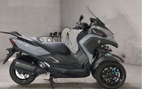 YAMAHA TRICITY 300 SH15J
