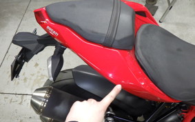 DUCATI STREETFIGHTER S 2013