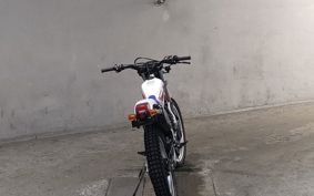 HONDA TLR250 MD18