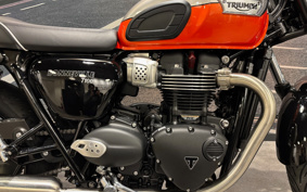 TRIUMPH BONNEVILLE T100 2026 D4BG20