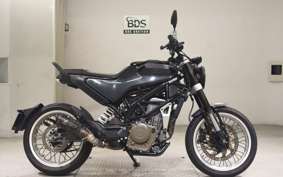 HUSQVARNA SVARTPILEN 401 2020