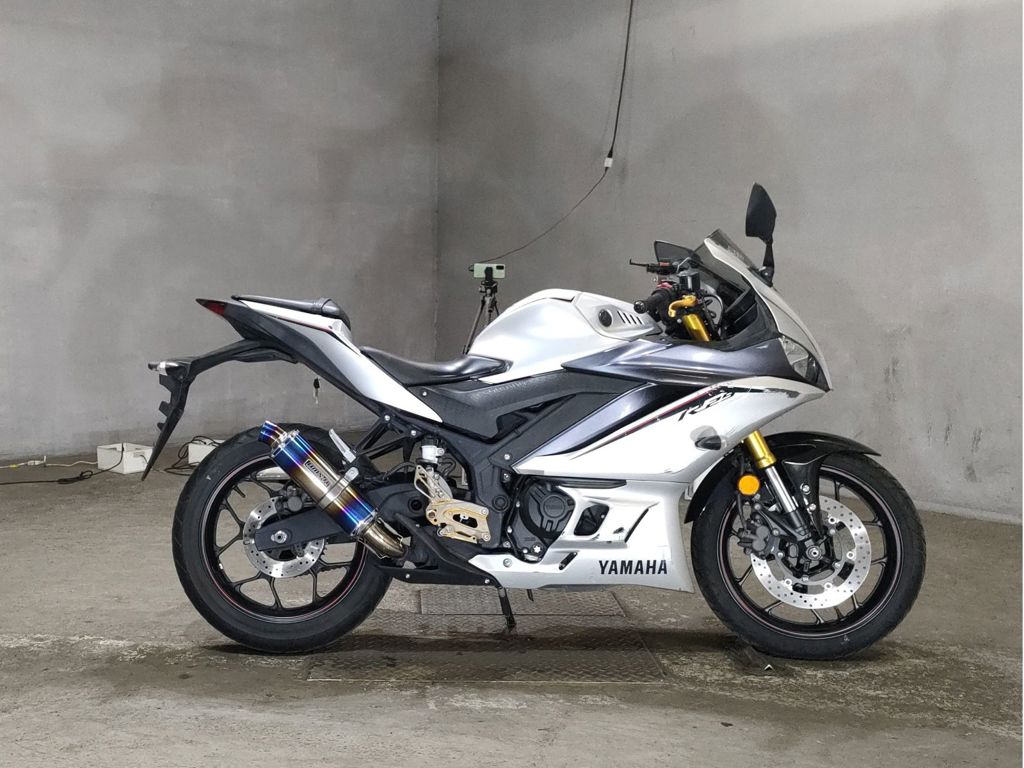 Фото Yamaha YZF-R25 с японского аукциона