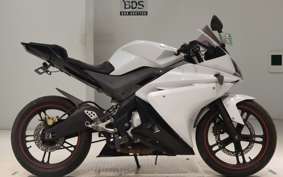 YAMAHA YZF-R125