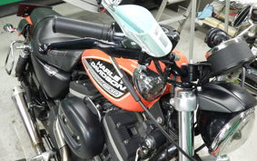 HARLEY XL883R 2005