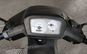 SUZUKI ADDRESS V100 CE13A