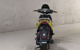 KYMCO SUPER8 ..