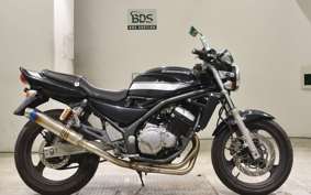 SUZUKI GSX250FX 2020 ZR250C