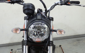 DUCATI SCRAMBLER SIXTY2 2018 KA00