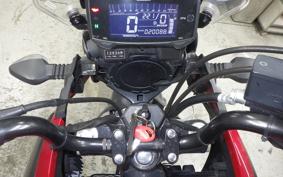 SUZUKI Vｽﾄﾛｰﾑ250