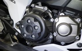KAWASAKI Z800 2013