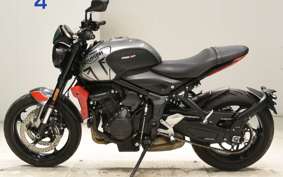 TRIUMPH TRIDENT 660 2021