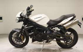 TRIUMPH STREET TRIPLE R 2012