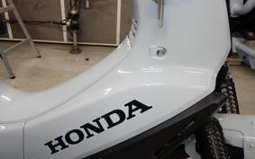 HONDA ｸﾛｽｶﾌﾞ110-3