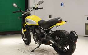 DUCATI SCRAMBLER ICON 2016