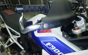BMW F900GS 2024