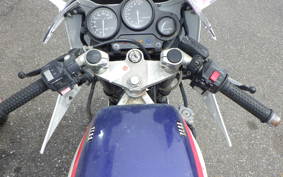 YAMAHA FZR250 2KR