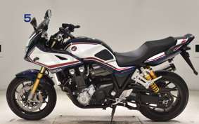 HONDA CB1300SB SUPER BOLDOR SP 2022 SC54
