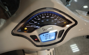 VESPA PRIMA BEIGE RA125