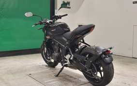TRIUMPH TRIDENT 660 2026