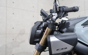 HONDA CB650R E-Clutch 2024 RH17