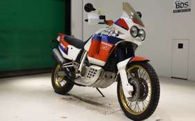 HONDA AFRICA TWIN 750 1990 RD04