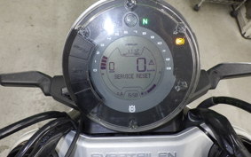 HUSQVARNA SVARTPILEN 401 2021