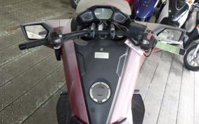 HONDA NM4 VULTUS -02 2015 RC82