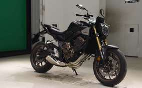 HONDA CB650R E-Clutch 2026 RH17