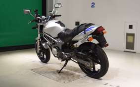 HONDA VTR 250 2025 MC33