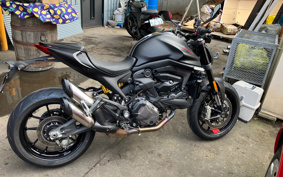 DUCATI MONSTAR 937 PLUS 2023 4M00