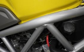 HONDA VTR 250 Gen. 2 MC33