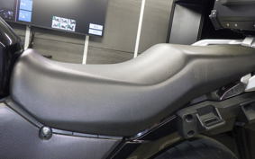 SUZUKI Vｽﾄﾛｰﾑ250 2017
