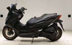 HONDA FORZA 250 MF17