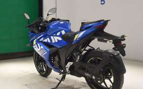 SUZUKI ジクサー250SF