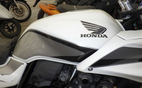 HONDA CB400 SUPER BOLDOR VTEC A 2010 NC42