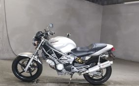 HONDA VTR 250 MC33