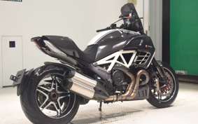 DUCATI DIAVEL 2012